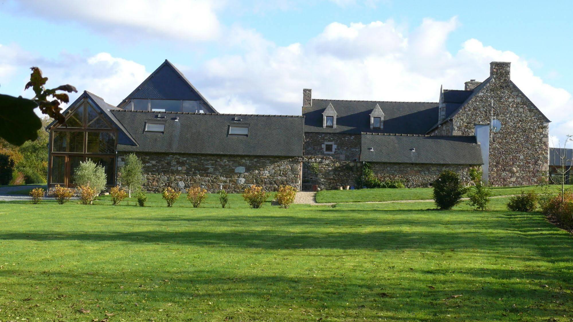 Hotel Domaine De Kermodest Quemper-Guézennec Zewnętrze zdjęcie